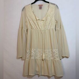 Flying Tomato Cream Lace Accent Tunic there’s no flaw pullover tassel neck